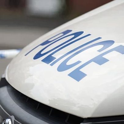 Homenagens a casal de adolescentes mortos em suspeita de CO em Yorkshire