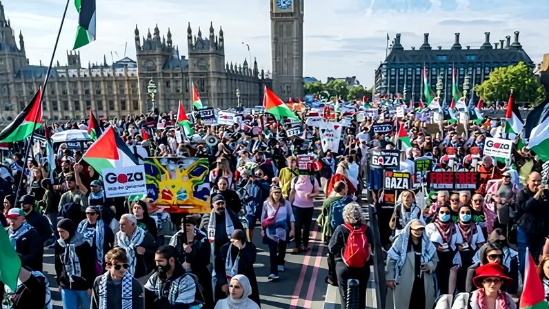 Solidariedade palestina na Grã-Bretanha é silenciada e criminalizada