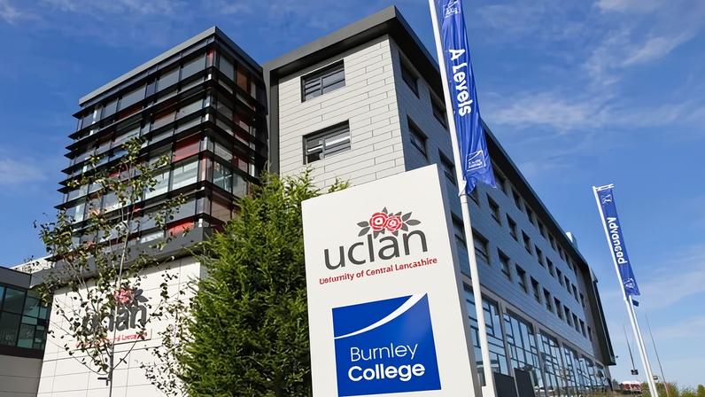 Homem é preso após morte de estudante em alojamento universitário