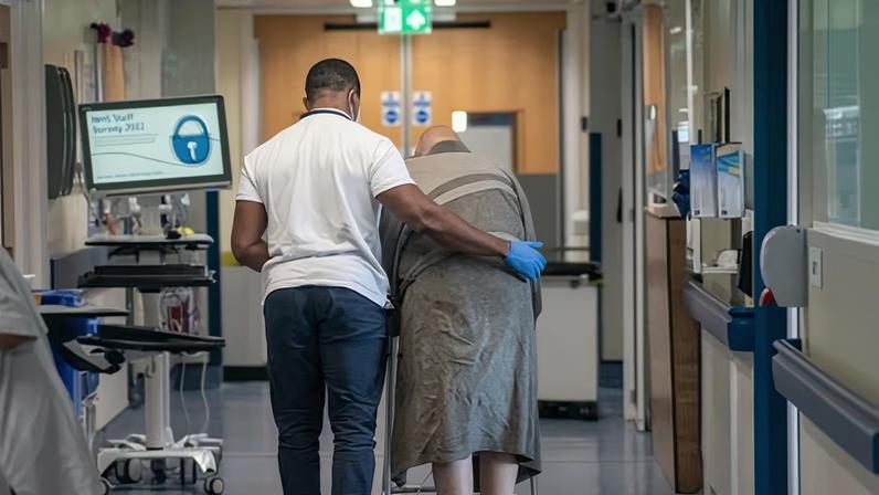 Novos planos apontam 75% de pacientes com câncer na Inglaterra até 2035