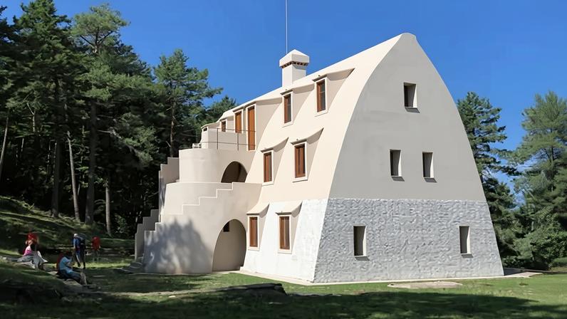 Chalé catalão é confirmado como obra de Gaudí em centenário