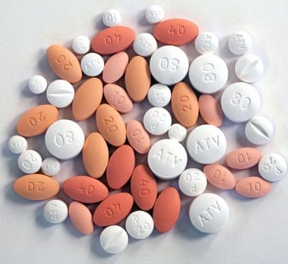 Estudo aponta que maioria dos efeitos de estatinas não é causado pelos fármacos