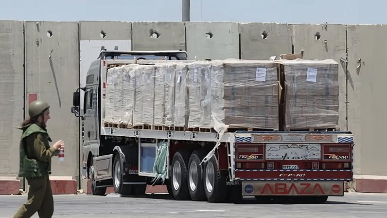 An aid truck at the border of the Gaza Strip in 2024. Israel restricted aid shipments into the territory during the war.