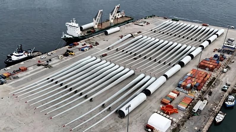 Trump enfrenta embates na política de energia eólica offshore