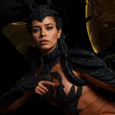 Savia David, rainha de bateria, explica coração apertadinho