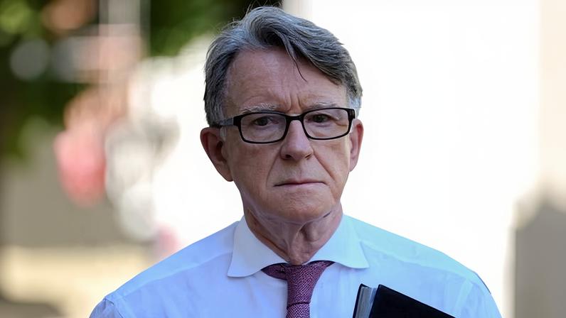 Campanhas pedem divulgação total de vínculos de Mandelson com Palantir