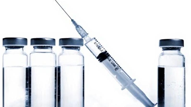 Crianças na Inglaterra expostas a anúncios online de produtos nocivos