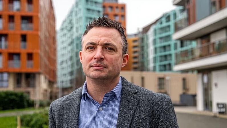 Inquilinos de flat em Londres enfrentam fatura de aquecimento de £200 mil