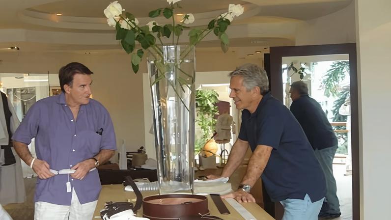 Mandelson buscou ajuda de Epstein para obter vagas lucrativas na Glencore e BP