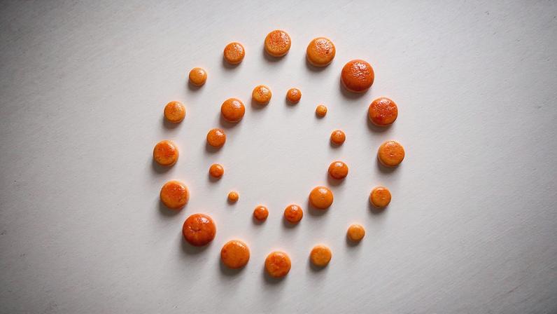 Pelo menos 13 mortos em desabamento de prédio após explosão em Karachi