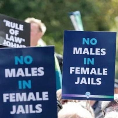 Ativistas contestam política escocesa sobre presas trans em prisões femininas