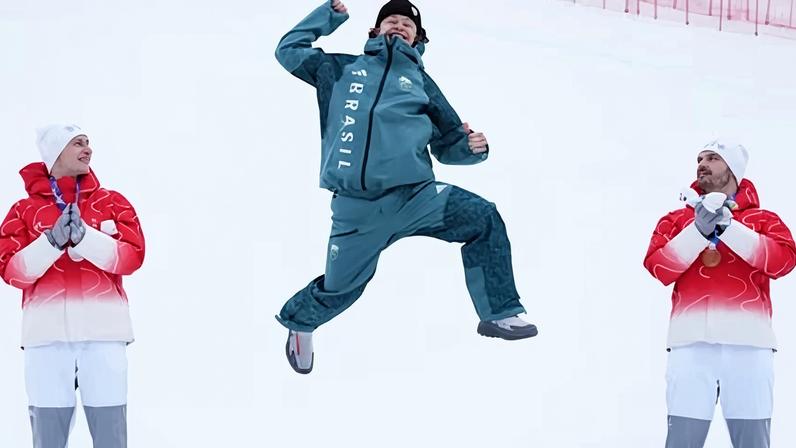 Pinheiro Braathen conquista ouro, primeira medalha de inverno da América do Sul