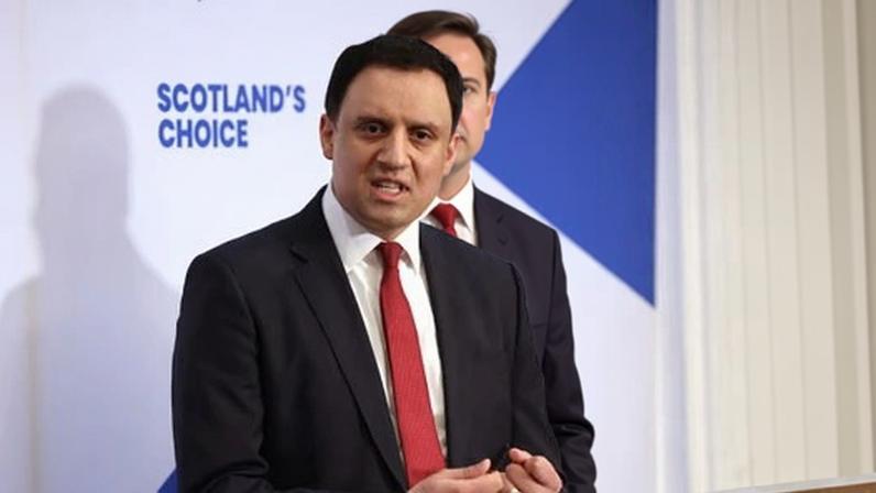 Sarwar and his advisers have watched Scottish Labour’s polling figures plummet as the disarray inside the UK government deepened into chaos and then crisis.