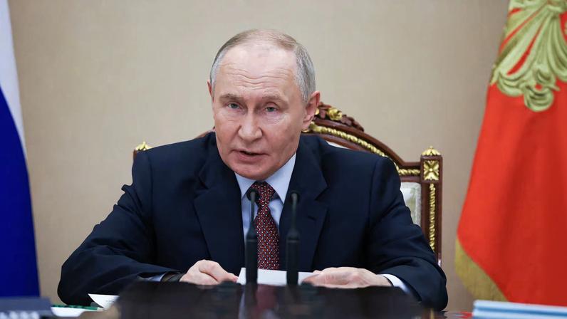 Russian President Vladimir Putin chairs a meeting on the development of the chemical industry at the Kremlin in Moscow, Russia February 2, 2026. Sputnik/Vyacheslav Prokofyev/Pool via REUTERS