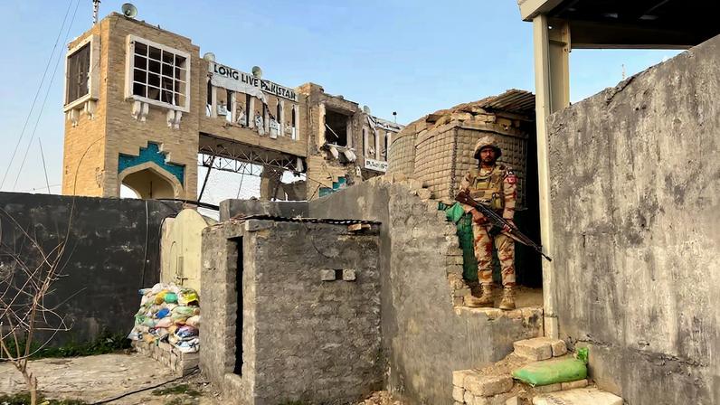 EUA apoiam direito do Paquistão de se defender contra o Talibã afegão