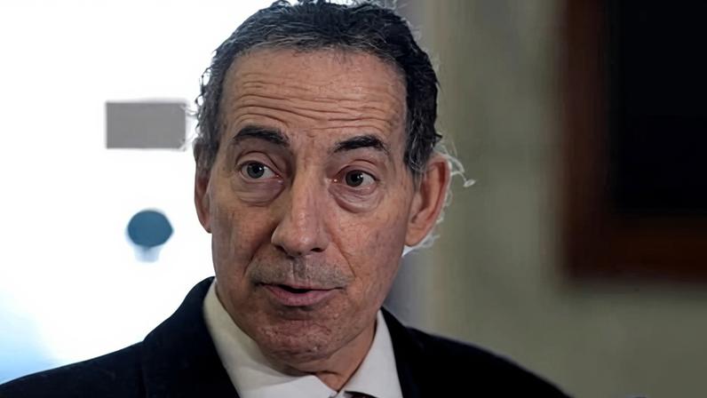 Raskin acusa DoJ de encobrimento após ver arquivos Epstein não redigidos