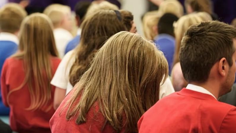 Um em cada 14 crianças que morrem na Inglaterra tem pais parentes próximos