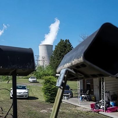 Usinas a carvão dos EUA podem cumprir regras de poluição, apesar de Trump