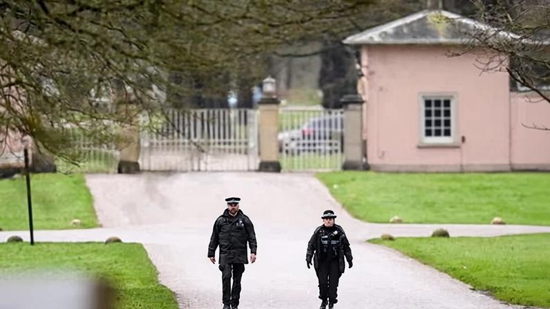 Príncipe Andrew no radar da polícia dos EUA 15 anos antes da prisão britânica
