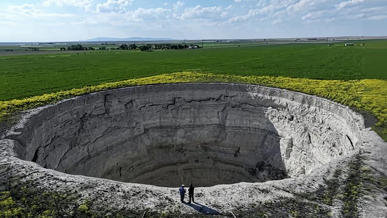 A sinkhole in Konya province of Turkey. More and more are appearing due to reduced groundwater and overabstraction.