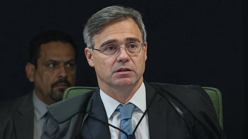 Mendonça defende argumento sobre emendas de Eduardo Bolsonaro e Ramagem