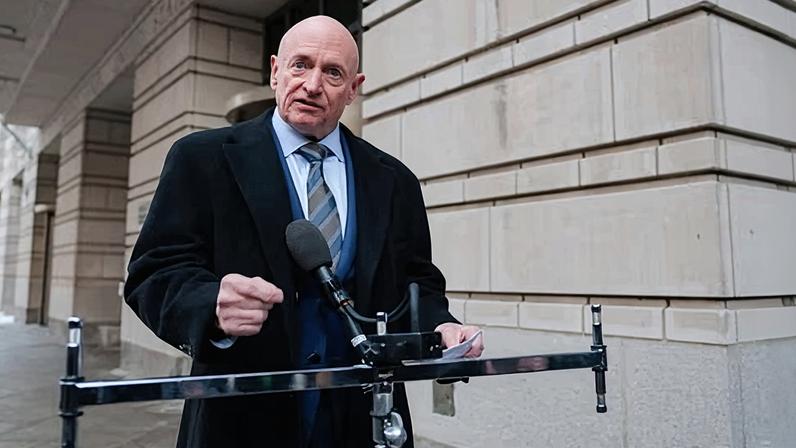 Juiz bloqueia tentativa de Hegseth de punir Mark Kelly por vídeo de ordens ilegais