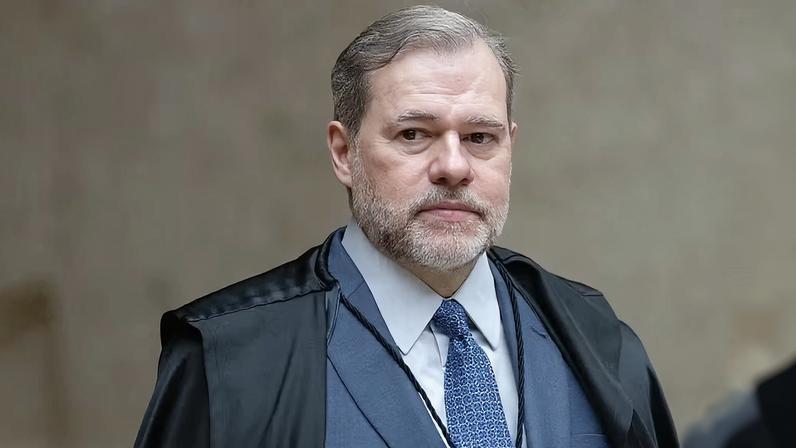 Ministro Dias Toffoli durante a Sessão Plenária realizada em 20 de junho de 2024. — Foto: Andressa Anholete/STF