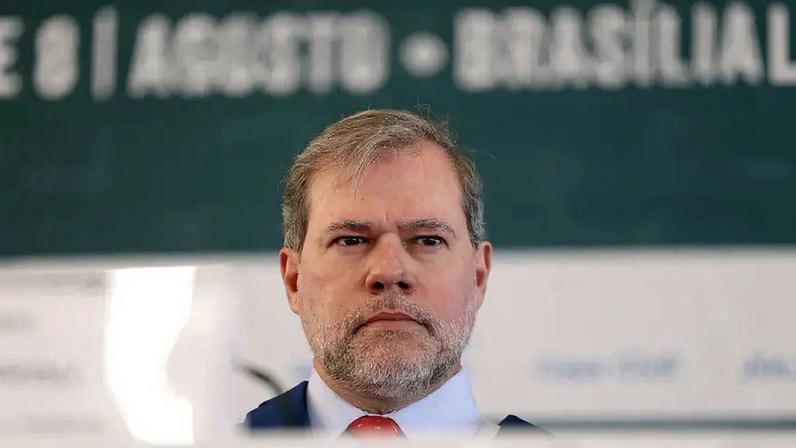 PF requer suspeição de Toffoli por conteúdo no celular de Vorcaro