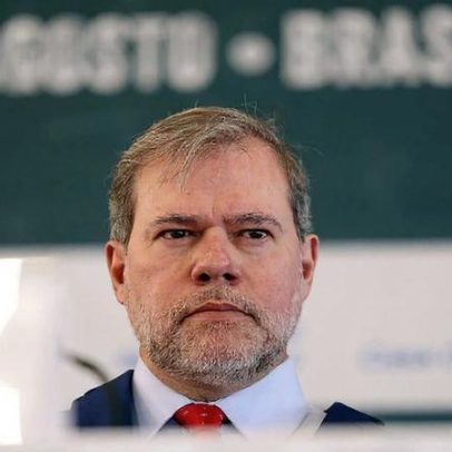 Toffoli avalia dividir inquérito do Caso Master para reduzir pressão no STF