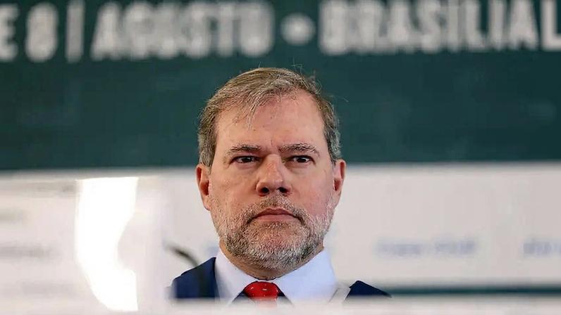 Toffoli avalia desmembrar inquérito do Master para reduzir pressão sobre o STF
