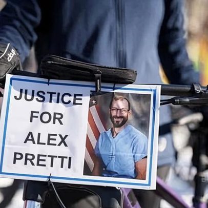 Dois agentes federais identificados em tiroteio fatal que matou Alex Pretti