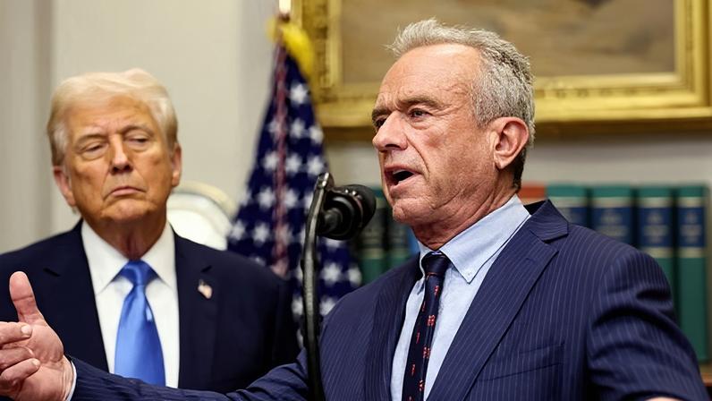 Robert F Kennedy Jr with Trump at the White House last year.