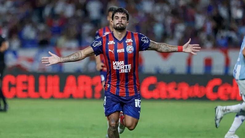 Cauly comemora gol de pênalti contra o Paysandu Foto: Rafael Rodrigues / EC Bahia
