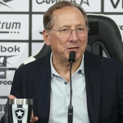 Botafogo dispensa funcionários em meio a problemas financeiros da SAF