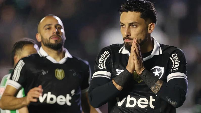 Alex Telles é um dos ídolos da geração do Botafogo Foto: Vítor Silva/Botafogo
