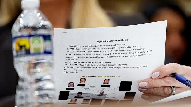 Congressistas pedem apuração sobre o histórico do DOJ nos arquivos Epstein