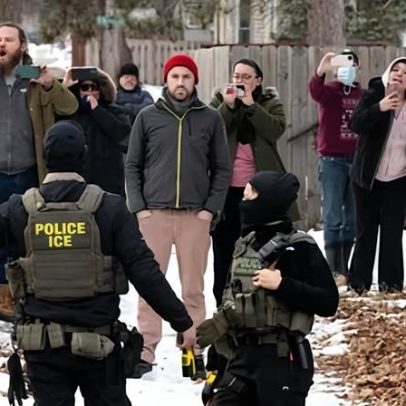 Casos do DoJ contra manifestantes desmoronam com mentiras de policiais provadas