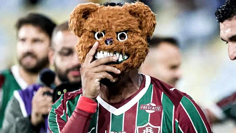 John Kennedy e Serna comemoram gol em Fluminense x Flamengo (Foto: Lucas Merçon/ Fluminense FC)