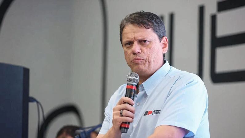 Tarcísio discute dívida de São Paulo com a União no STF