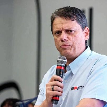 Campanha de delegados aponta promessas não cumpridas de Tarcísio