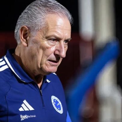 Tite cita gramado pesado na vitória do Cruzeiro