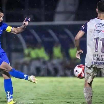 Romero comenta pressão no Cruzeiro e confiança após vitória