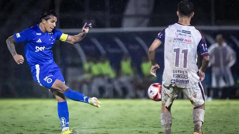 Lucas Romero (Foto: Gustavo Aleixo/Cruzeiro)