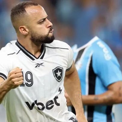 Arthur Cabral atua bem e é notícia positiva para o Botafogo