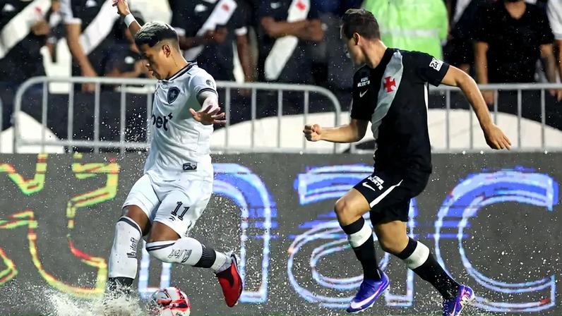 Matheus Martins foi relacionado de última hora pelo Botafogo (Foto: Vítor Silva/Botafogo)