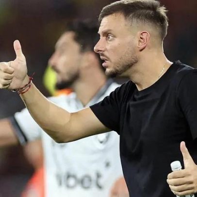 Botafogo reúne 44 jogadores para a pré-Libertadores