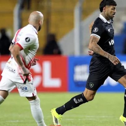 Botafogo perde para o Potosí e deixa duelo pela Libertadores aberto