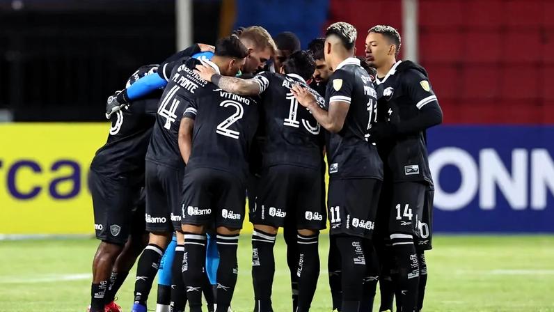 Botafogo sofre displicência na Bolívia, mas vê cenário claro na Libertadores