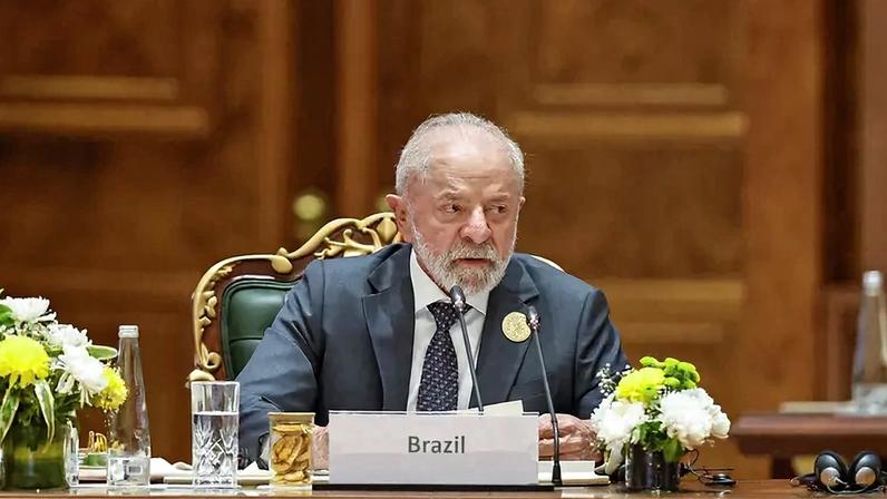 Lula defende regulação global da IA durante viagem à Índia