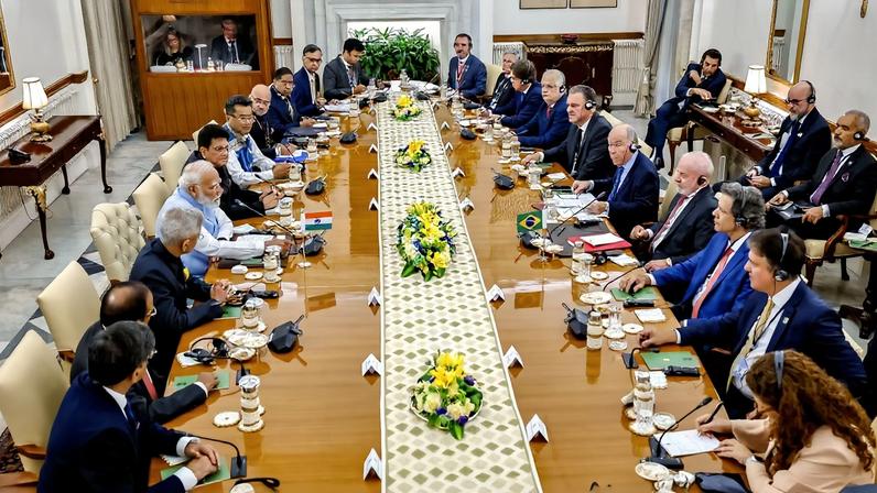 Brasil e Índia assinam acordo sobre terras raras e minerais críticos